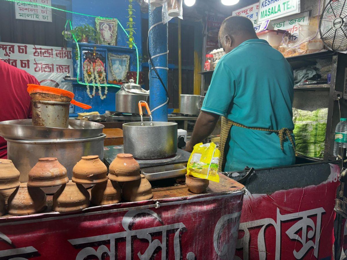 Raja Sen runs his street restaurant for the last 20 years. Photo credit: Sk Safrin Begum